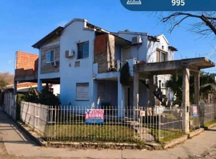 Casa · 150m² · 1 Ambiente · 1 Cochera
