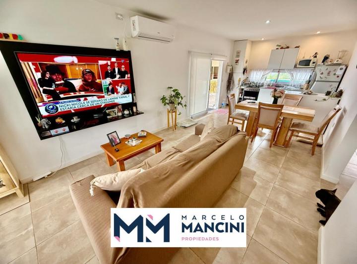 Casa · 63m² · 3 Ambientes · 2 Cocheras