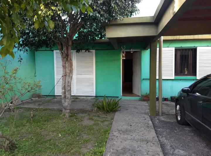 Casa · 160m² · 4 Ambientes · 1 Cochera