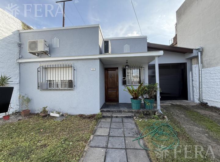 Casa · 167m² · 3 Ambientes · 2 Cocheras