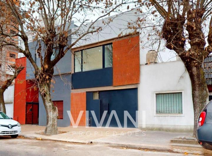 Casa · 105m² · 4 Ambientes · 1 Cochera