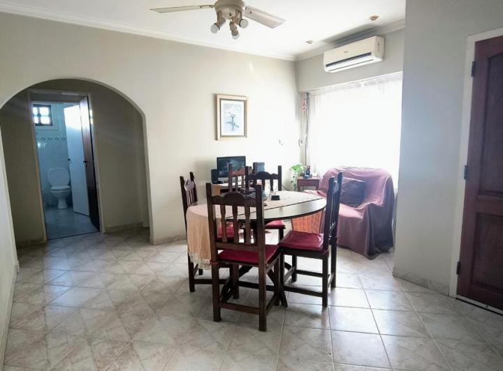 Casa · 180m² · 3 Ambientes · 1 Cochera