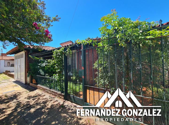 Casa · 152m² · 5 Ambientes · 2 Cocheras