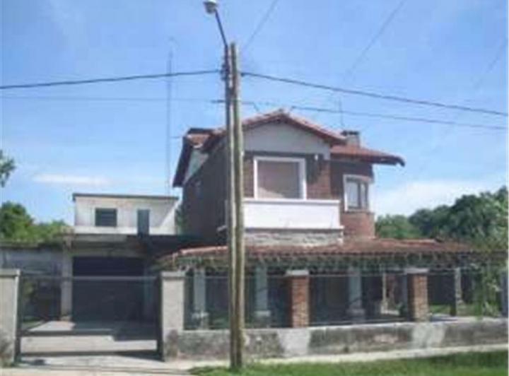 Casa · 400m² · 4 Ambientes