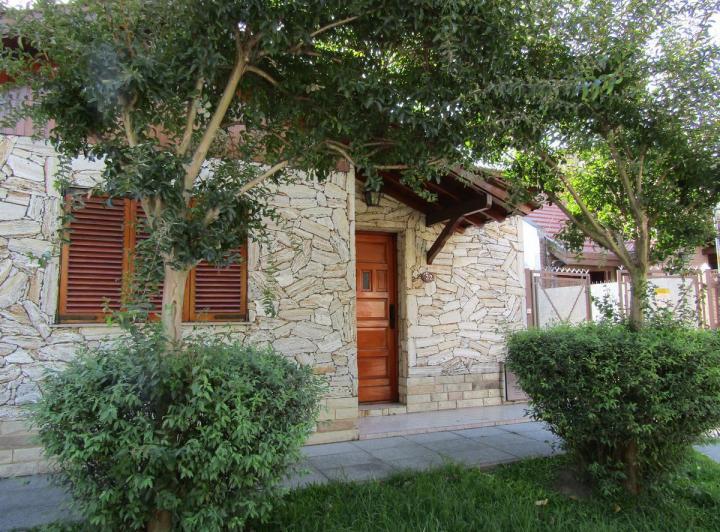 Casa · 109m² · 6 Ambientes · 1 Cochera
