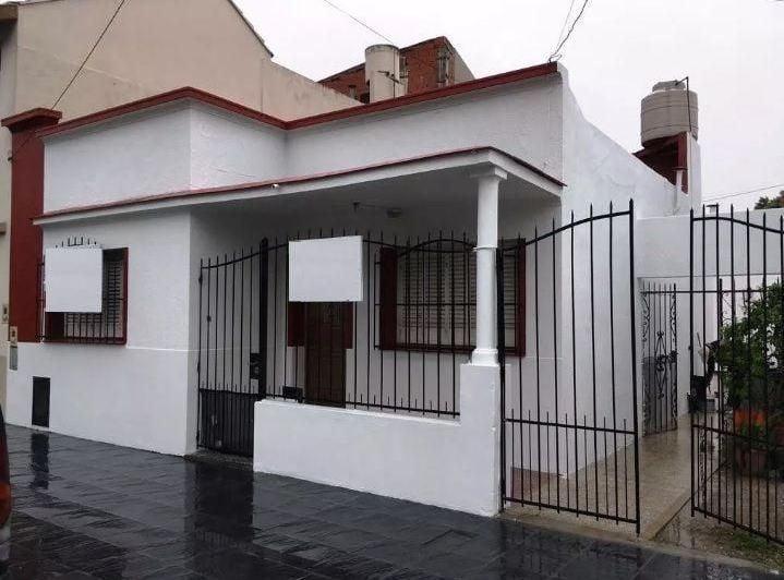 Casa · 220m² · 3 Ambientes