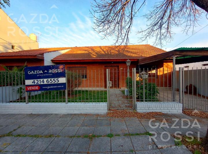 Casa · 130m² · 3 Ambientes · 1 Cochera