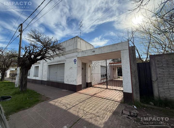 Casa · 352m² · 4 Ambientes · 2 Cocheras