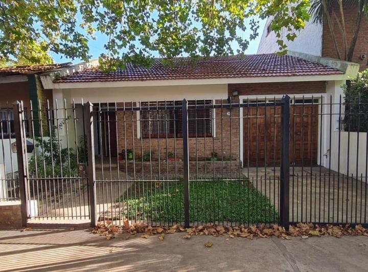 Casa · 147m² · 4 Ambientes · 1 Cochera