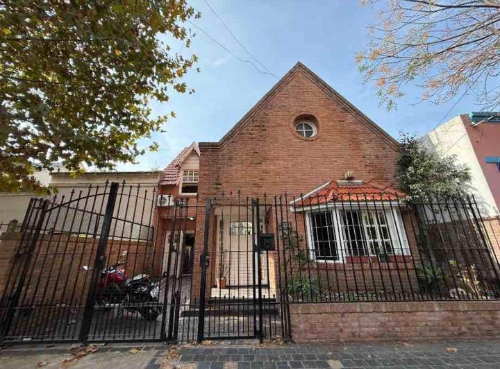 Casa · 209m² · 4 Ambientes · 1 Cochera
