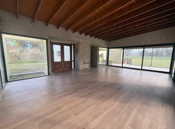 Casa · 95m² · 1 Ambiente