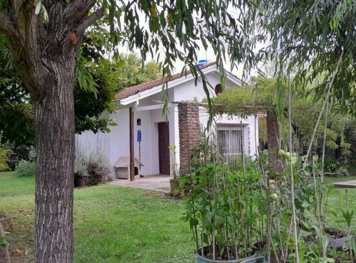 Casa · 80m² · 3 Ambientes · 2 Cocheras