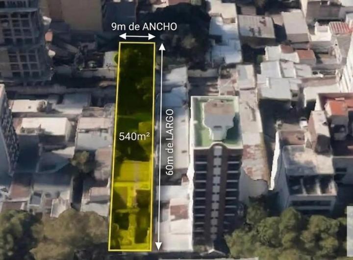 Casa · 380m² · 9 Ambientes