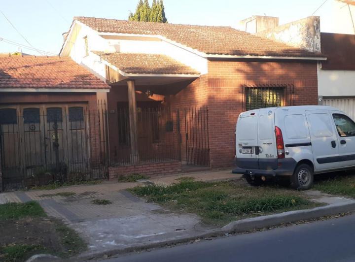 Casa · 110m² · 3 Ambientes · 1 Cochera