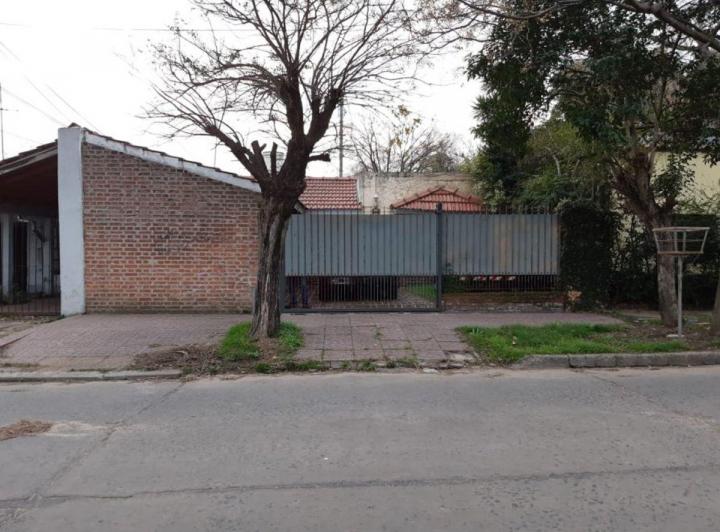 Casa · 90m² · 3 Ambientes · 1 Cochera