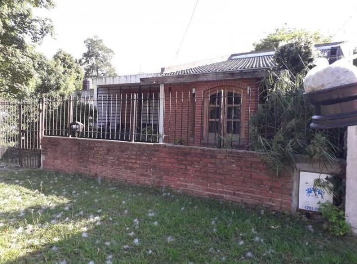 Casa · 80m² · 3 Ambientes · 1 Cochera