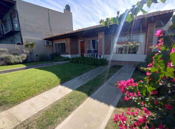 Casa · 137m² · 4 Ambientes · 1 Cochera