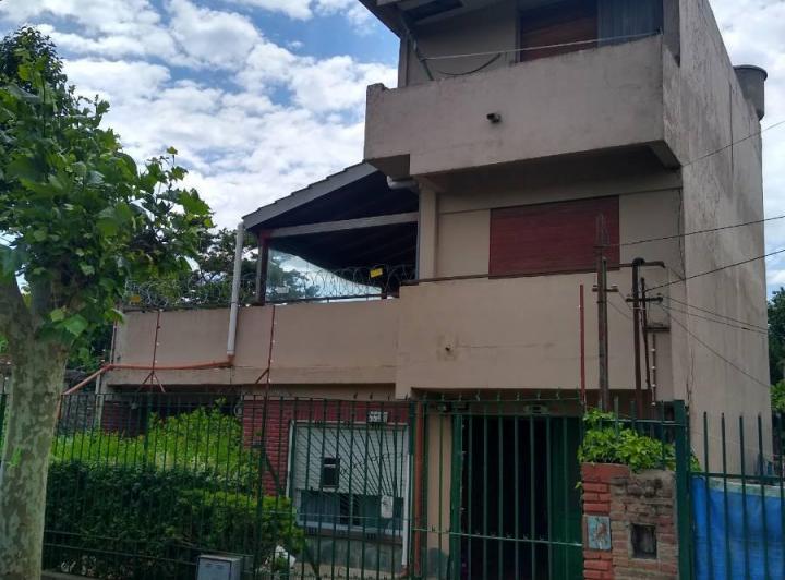 Casa · 112m² · 5 Ambientes · 1 Cochera
