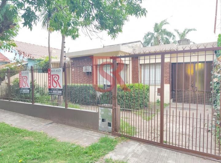 Casa · 90m² · 4 Ambientes · 1 Cochera