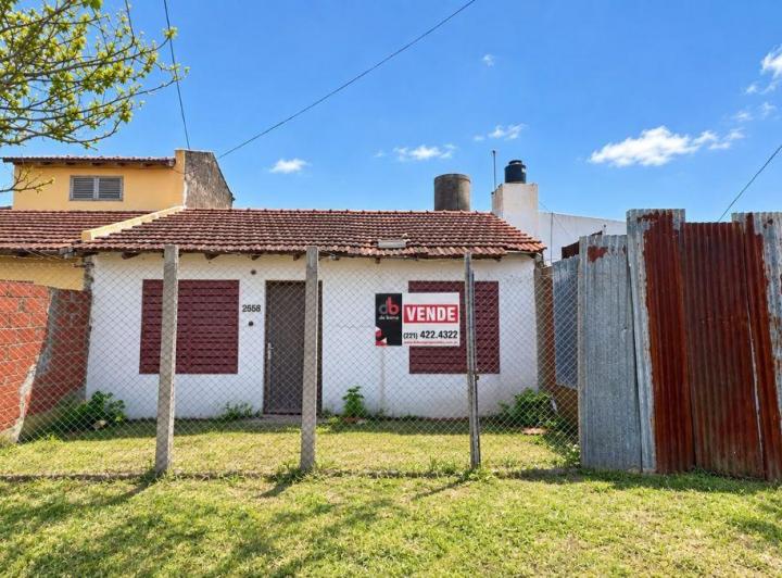 Casa · 61m² · 3 Ambientes · 1 Cochera
