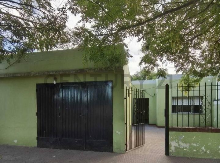 Casa · 95m² · 4 Ambientes · 1 Cochera