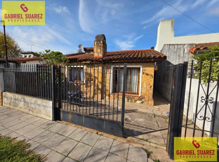 Casa · 122m² · 4 Ambientes · 1 Cochera