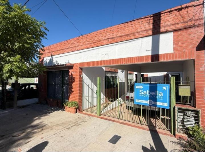 Casa · 155m² · 5 Ambientes · 1 Cochera