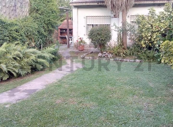 Casa · 60m² · 3 Ambientes · 1 Cochera