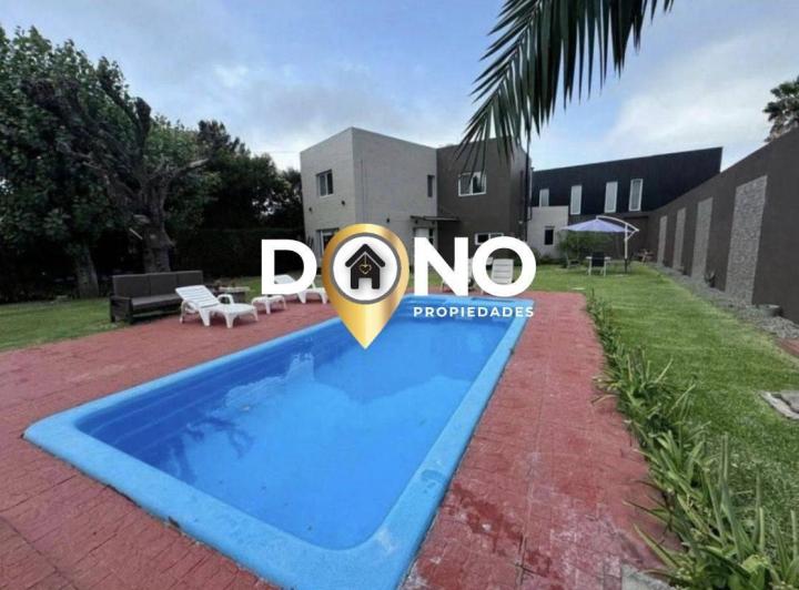 Casa · 142m² · 4 Ambientes · 1 Cochera