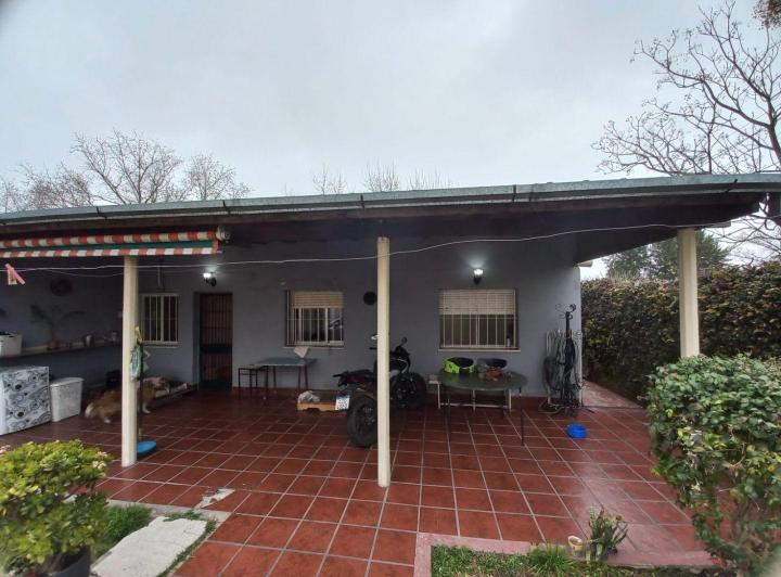 Casa · 95m² · 3 Ambientes · 2 Cocheras