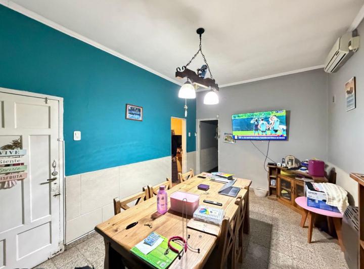 Casa · 83m² · 4 Ambientes · 1 Cochera