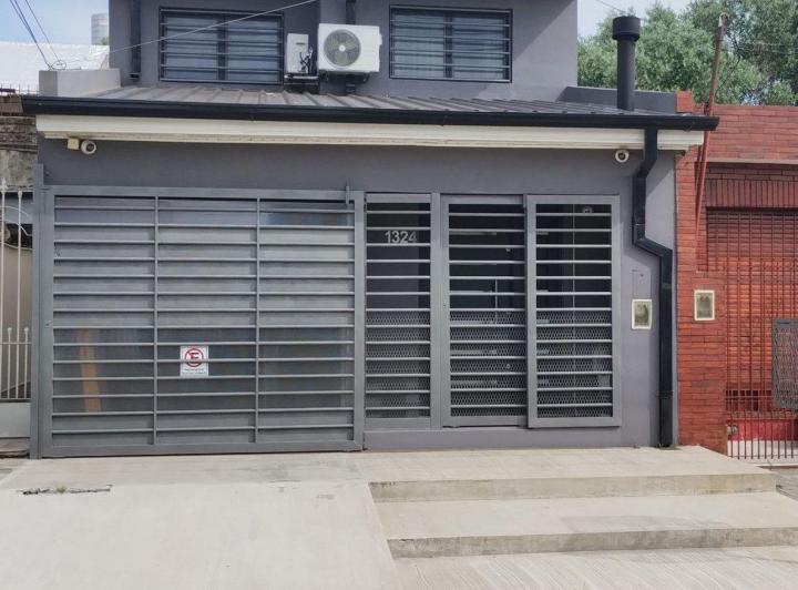 Casa · 146m² · 3 Ambientes · 1 Cochera