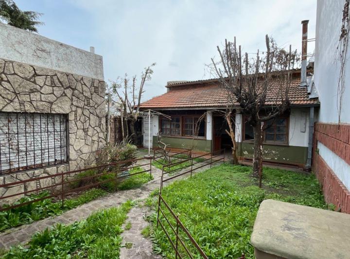 Casa · 197m² · 4 Ambientes · 1 Cochera