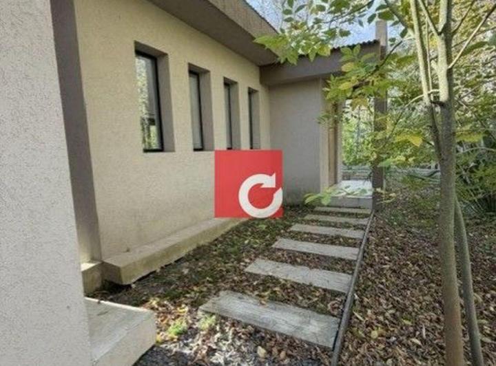 Casa · 114m² · 4 Ambientes · 1 Cochera