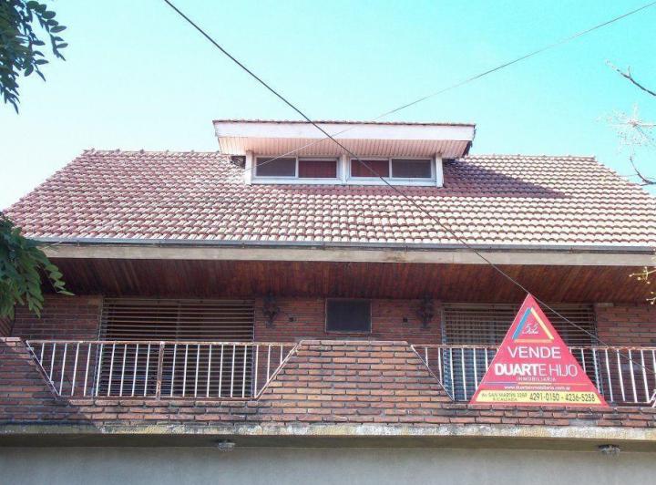 Casa · 177m² · 4 Ambientes · 1 Cochera