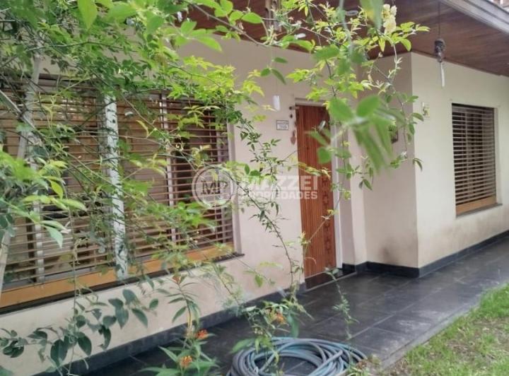 Casa · 150m² · 5 Ambientes · 1 Cochera