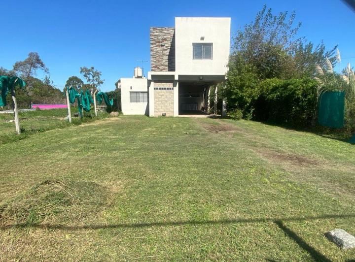 Casa · 80m² · 4 Ambientes · 1 Cochera