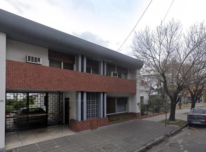 Casa · 290m² · 4 Ambientes · 2 Cocheras