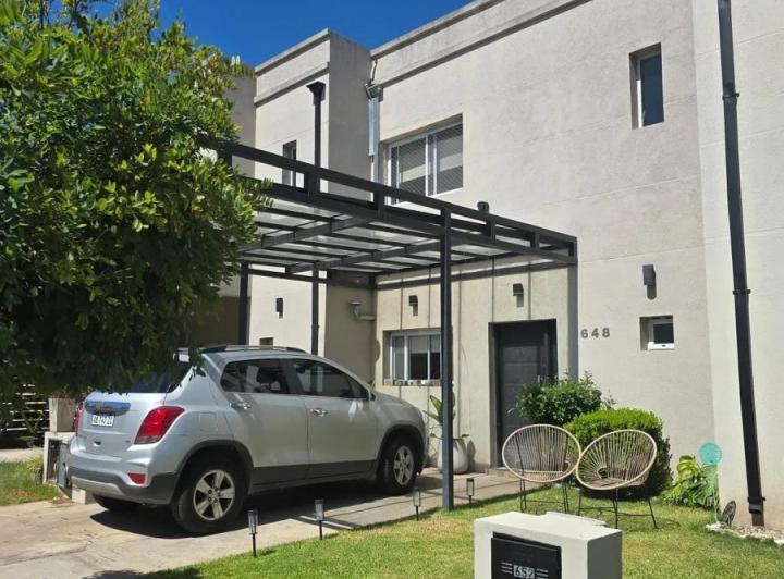 Casa · 95m² · 4 Ambientes