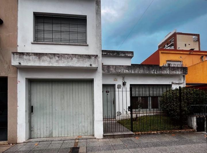 Casa · 110m² · 3 Ambientes · 1 Cochera