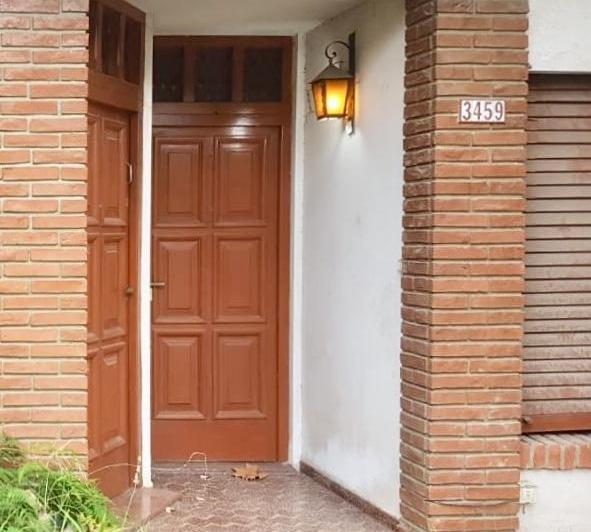 Casa · 275m² · 6 Ambientes · 1 Cochera