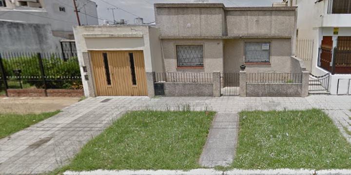 Casa · 90m² · 3 Ambientes · 1 Cochera