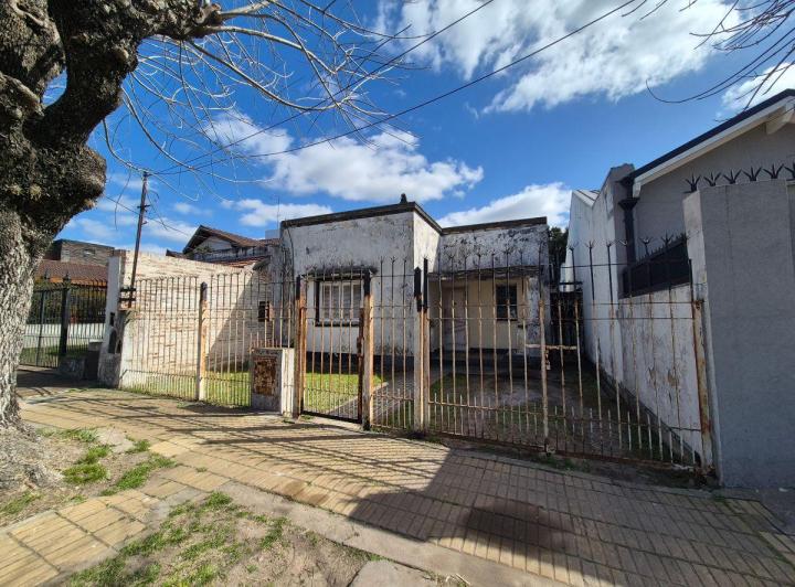 Casa · 65m² · 4 Ambientes · 1 Cochera