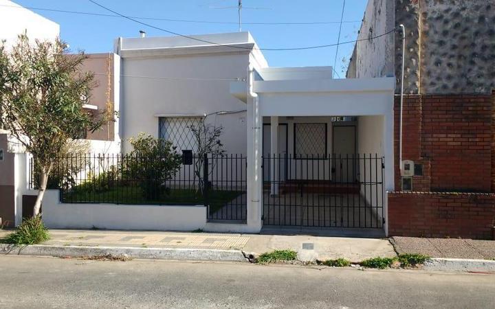 Casa · 155m² · 3 Ambientes · 1 Cochera