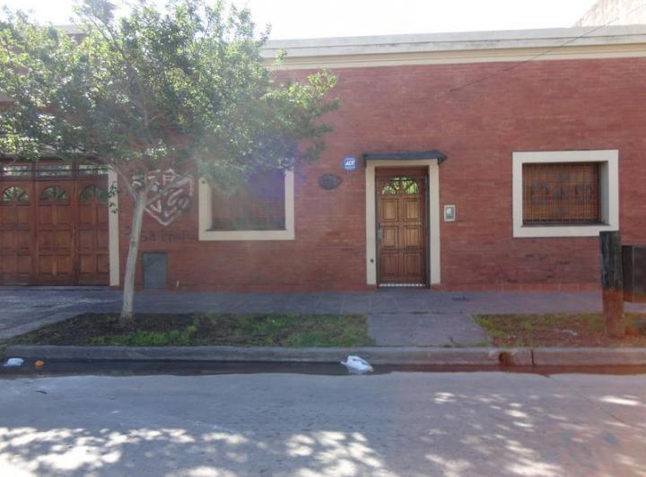 Casa · 136m² · 2 Dormitorios · 2 Cocheras