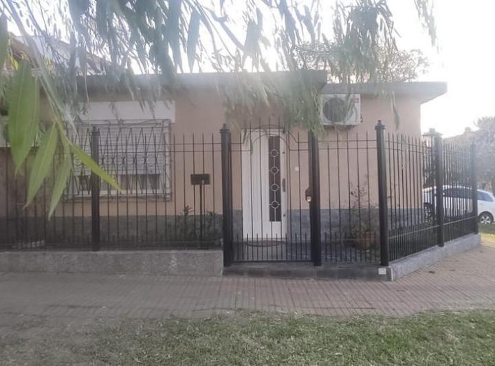 Casa · 134m² · 3 Ambientes · 1 Cochera