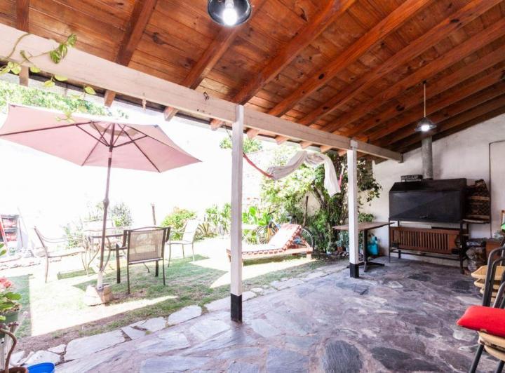 Casa · 130m² · 3 Ambientes · 2 Cocheras