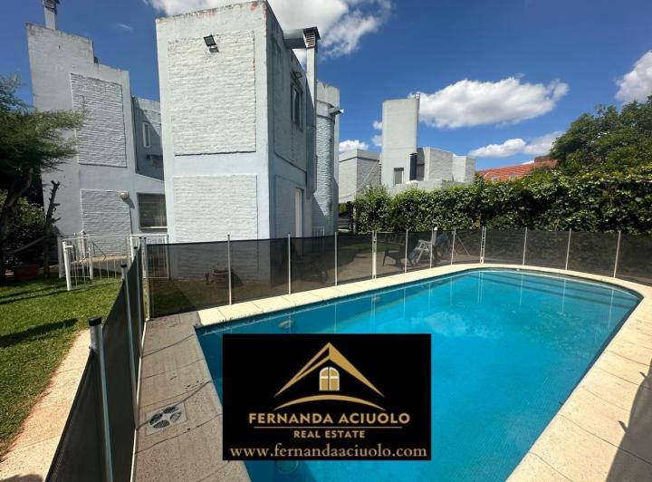 Casa · 140m² · 4 Ambientes · 1 Cochera
