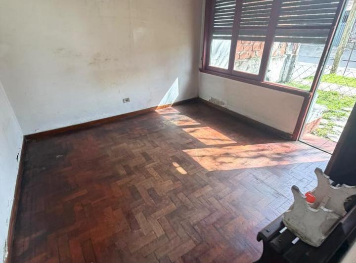 Casa · 150m² · 4 Ambientes · 1 Cochera