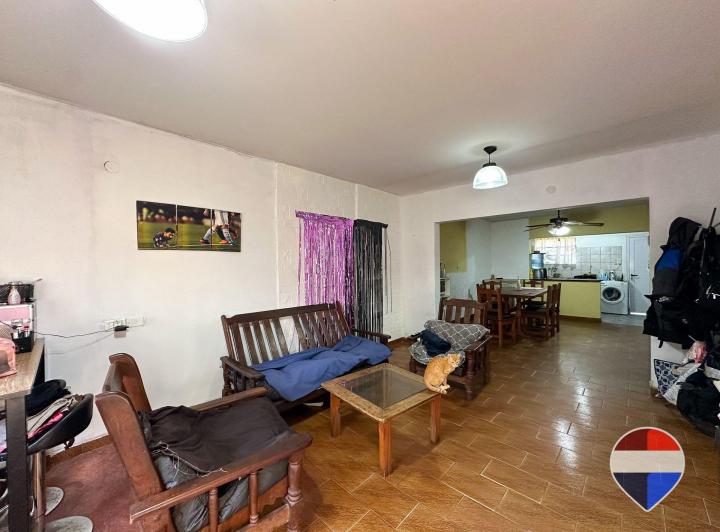 Casa · 181m² · 4 Ambientes · 1 Cochera